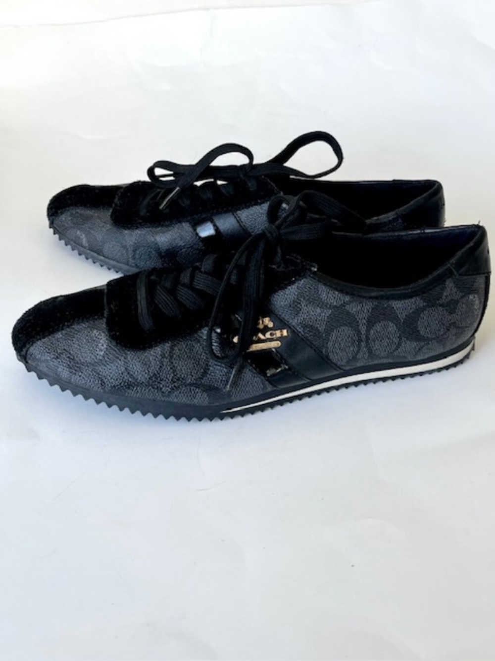 Coach Ivy Sneaker Size 8